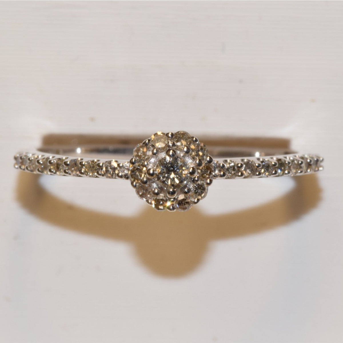 9ct White Gold 0.23ct Diamond Small Cluster Ring 11116