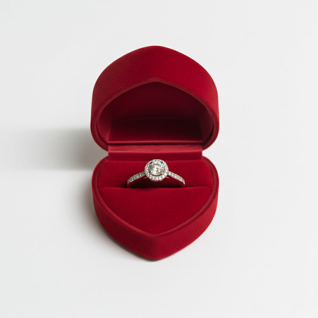 9ct White Gold 0.33ct Diamond Halo Cluster Ring 11851