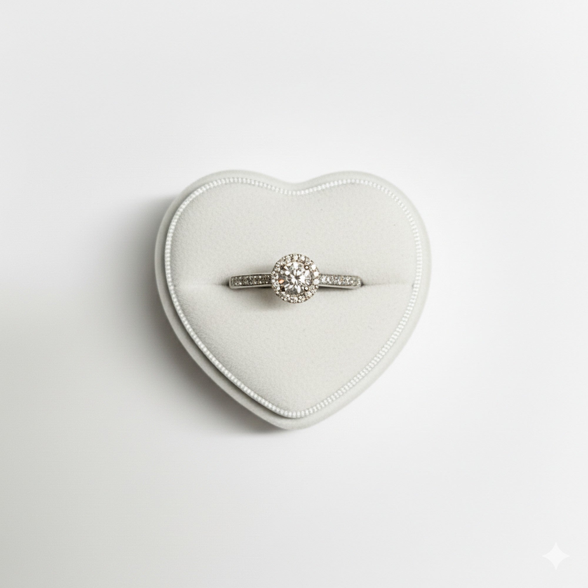 9ct White Gold 0.33ct Diamond Halo Cluster Ring ES-DR183W