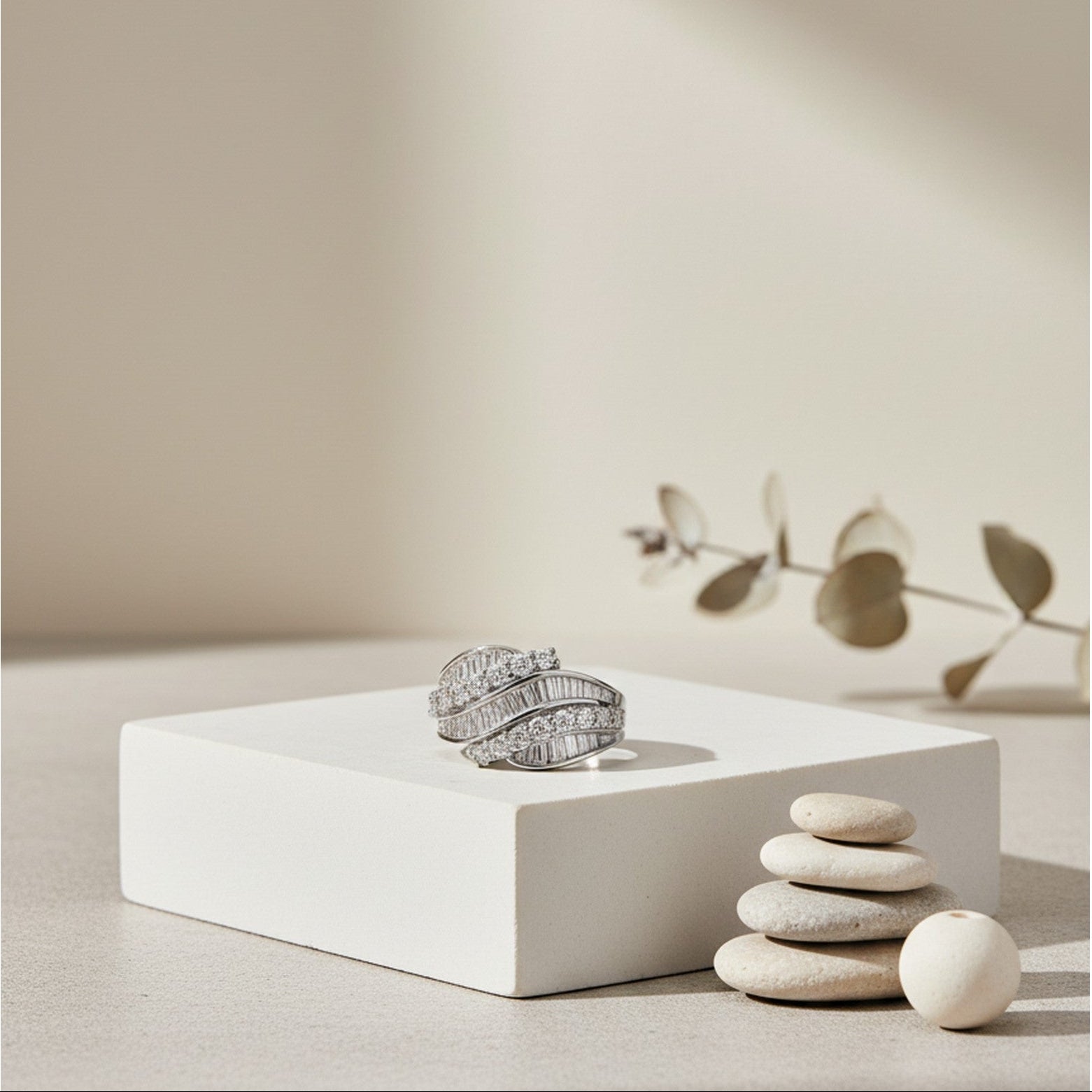 9ct White Gold Large Cluster Diamond Ring GLB4092