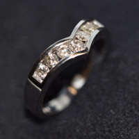 9ct White Gold & Diamond 0.50ct Channel Set Wishbone Ring R5455 
